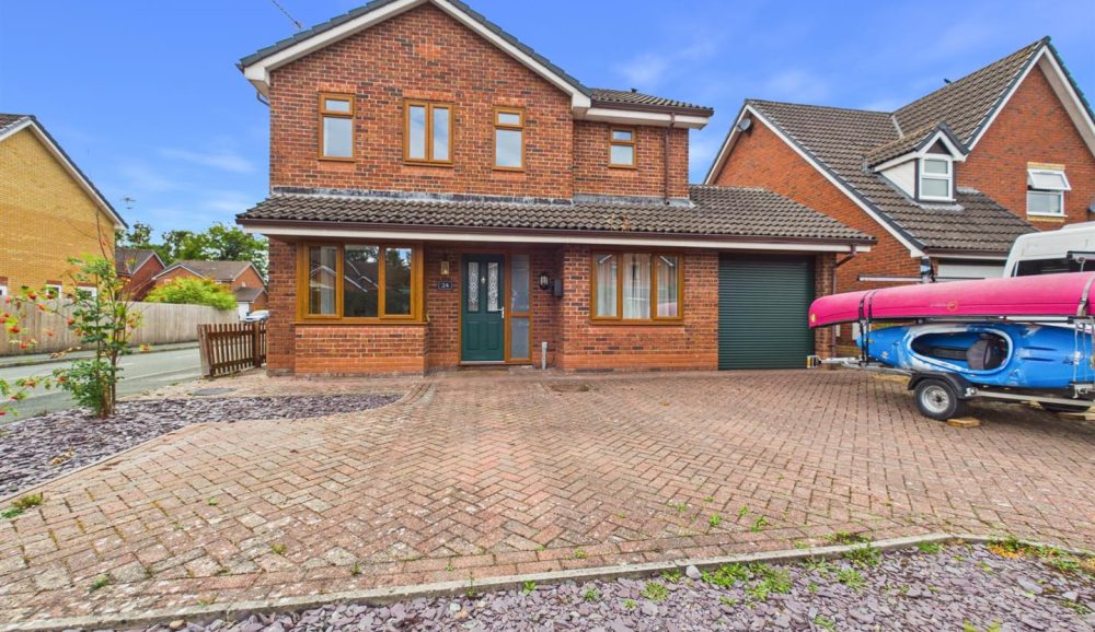 24 Plas Ffynnon Way, Oswestry, SY11 2TZ For Sale