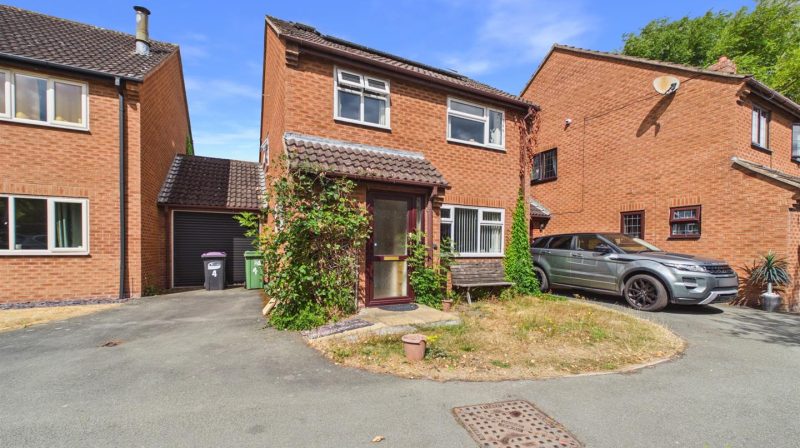 4 Willow Park, Shrewsbury, SY5 0EH For Sale