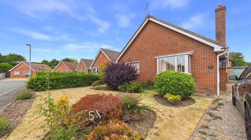 51 Eckford Park, Shrewsbury, SY4 5HL For Sale