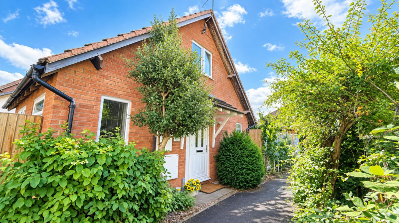 24 The Keep, Shrewsbury, SY3 5DW To Let