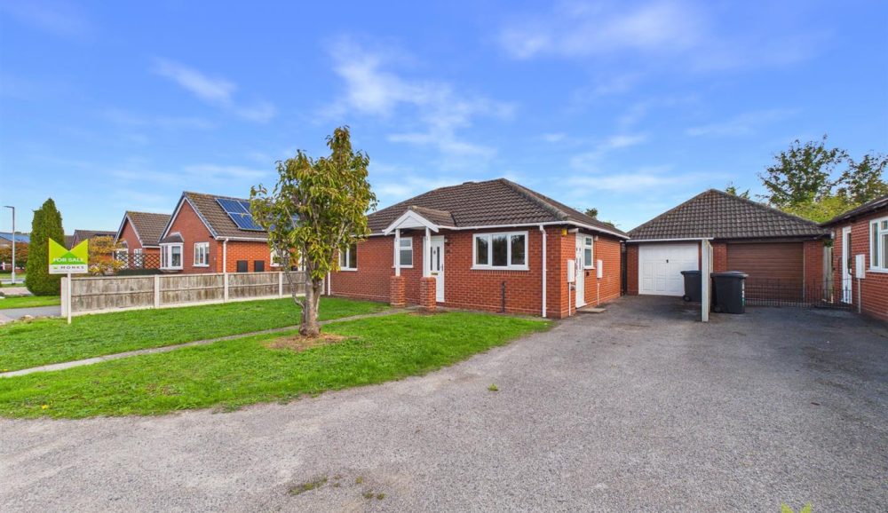 23 Arden Close, Shrewsbury, SY4 5LX For Sale