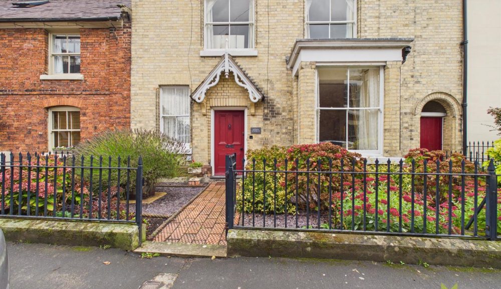 32 Noble Street, Shrewsbury, SY4 5DT For Sale