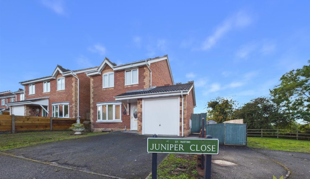 2 Juniper Close, Oswestry, SY11 3QL For Sale