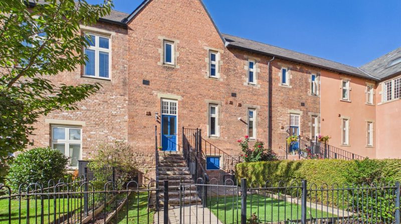 62 The Furlongs, Shrewsbury, SY3 5FW For Sale
