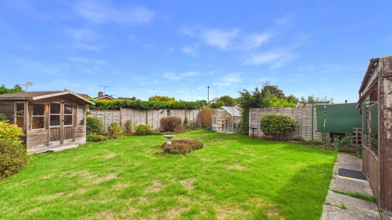 13 Cedar Avenue, Shrewsbury, SY4 4JA For Sale