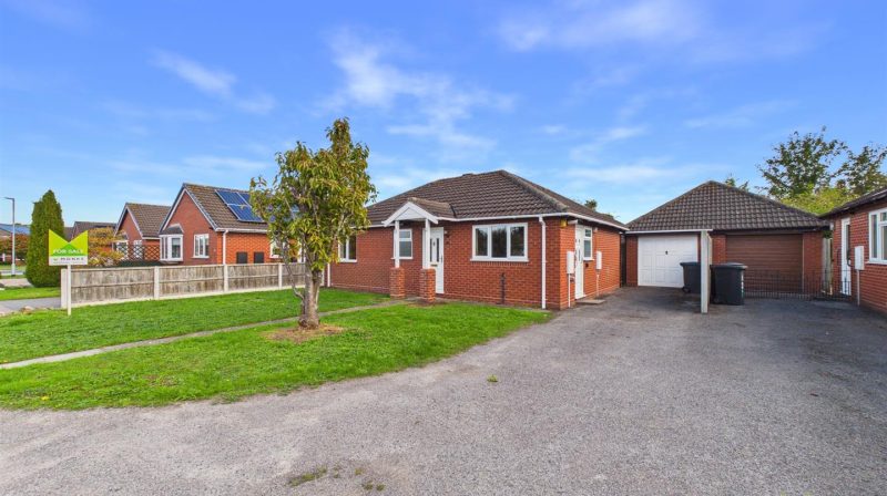 23 Arden Close, Shrewsbury, SY4 5LX For Sale