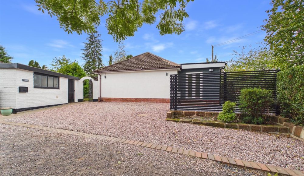Tregantle The Driveway, Shrewsbury, SY3 0LX For Sale