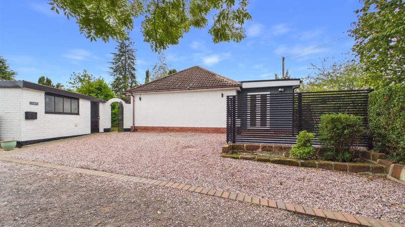 Tregantle The Driveway, Shrewsbury, SY3 0LX For Sale